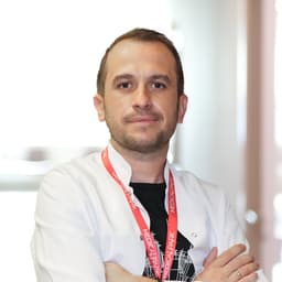 Dr. Semih Öztürk
