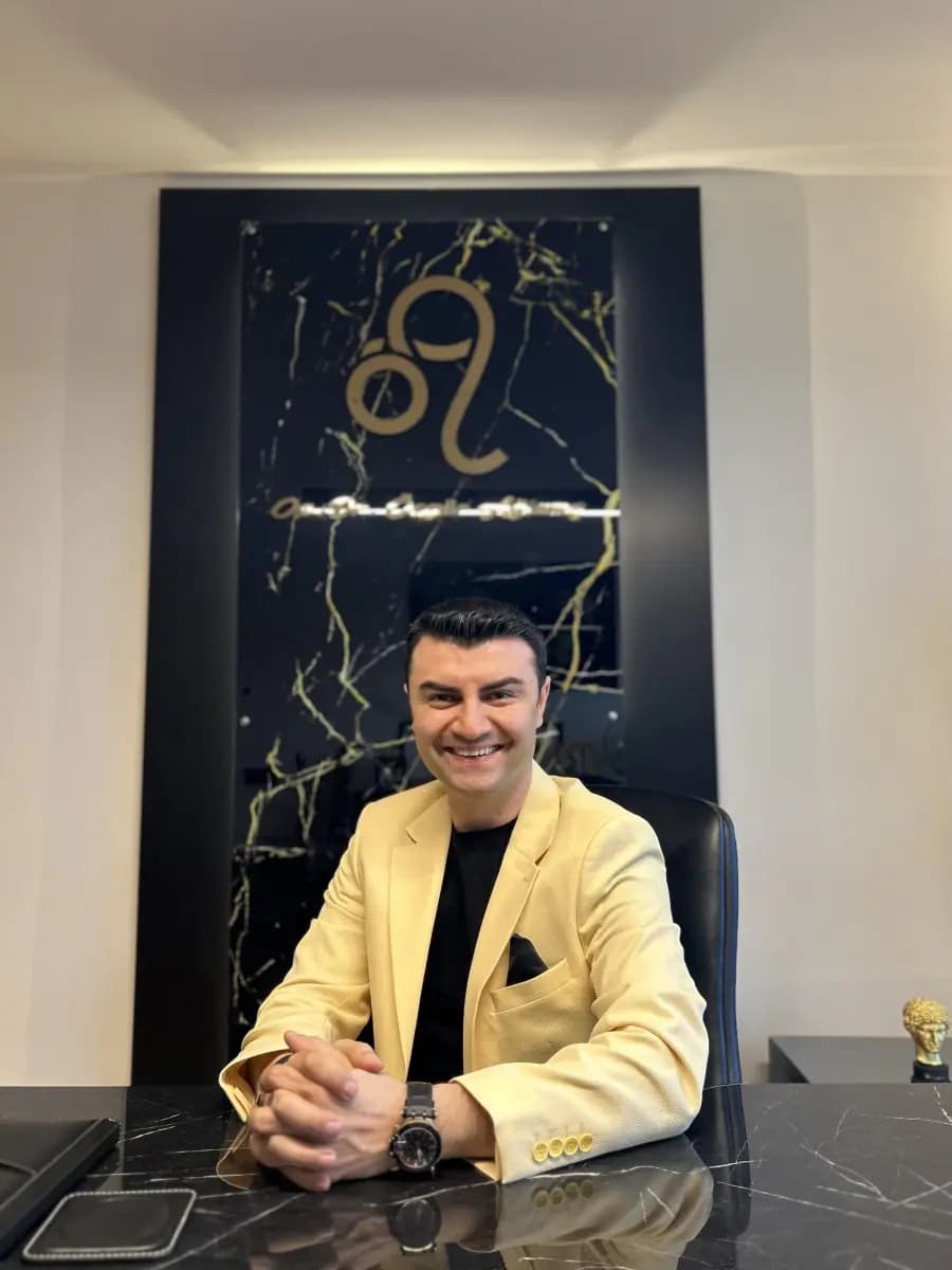 Dr. Özgür Ağlamış Barbieplasty Inventor