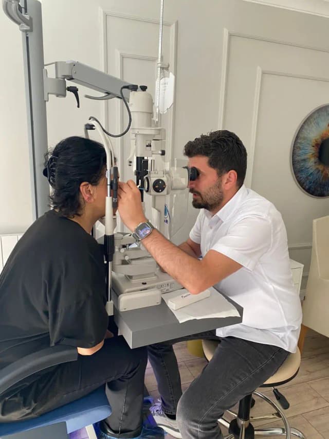 EyeWell Clinics