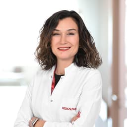 Dr. Özlem Yüksel Coşar